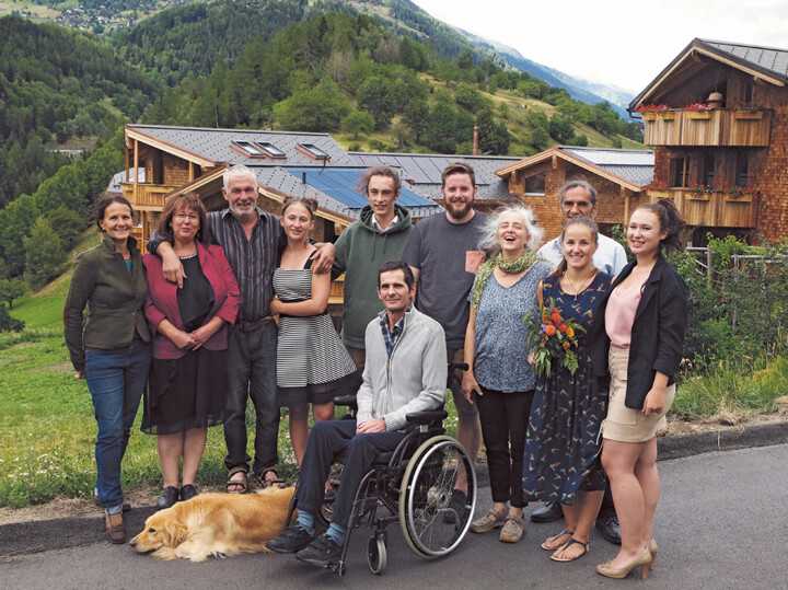 Gegründet wurde der BerglandHof von fünf Freunden aus der Zentralschweiz. Dreissig Jahre später sind die drei Gründerfamilien und ihr Betrieb ein wichtiger Bestandteil von Ernen
