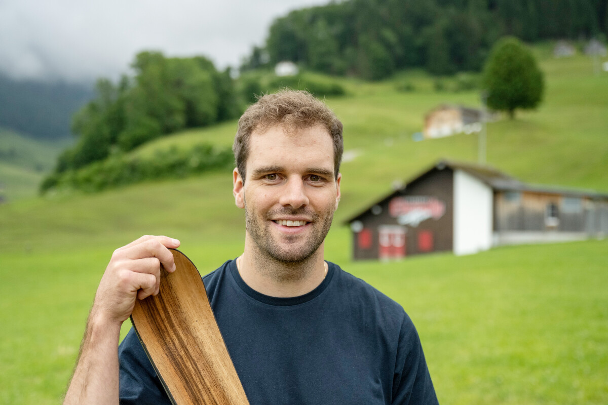 An diesem Hang lernte Andreas Dobler Skifahren. Hier hat er auch den ersten eigenen Ski getestet, den er im Rahmen der Abschlussarbeit seiner Schreinerlehre gebaut hatte.